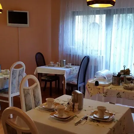 Laas Guest house